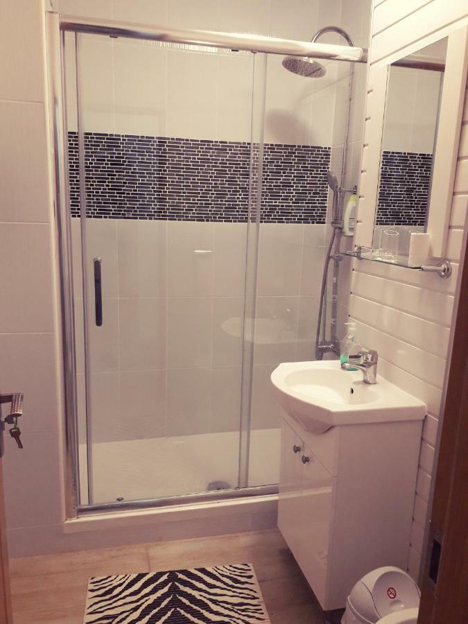 Iasi City Break Rooms Екстер'єр фото
